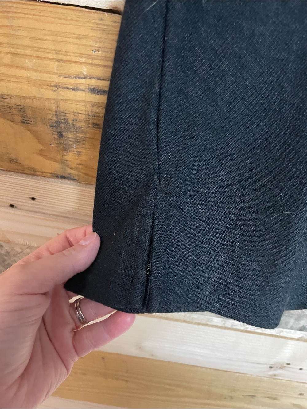 Banana Republic size XS Black Soft and Stretchy Sleeveless Turtleneck Shirt - Picture 5 of 7